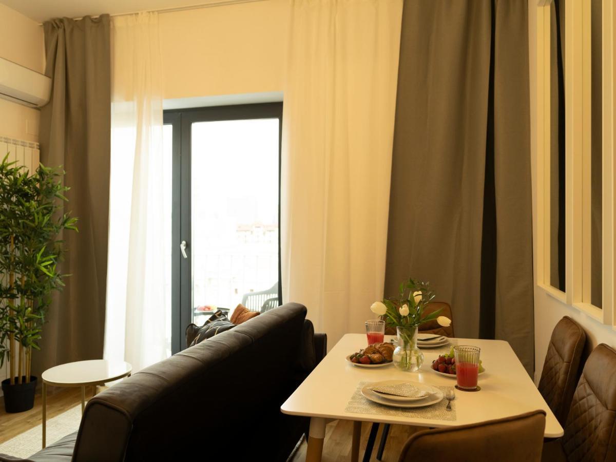 Sunny 2Br Flat - Top Location - Amazing Balcony Bükreş Dış mekan fotoğraf