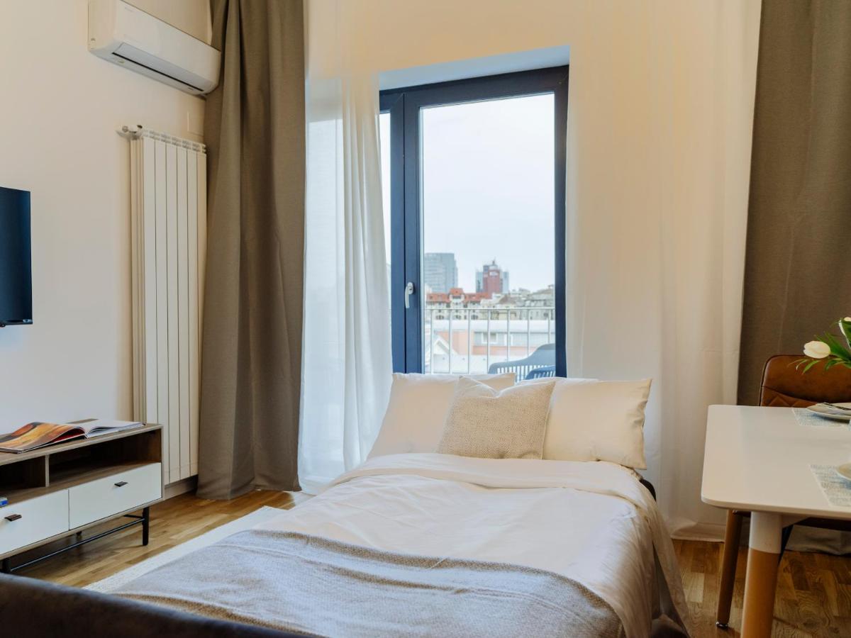 Sunny 2Br Flat - Top Location - Amazing Balcony Bükreş Dış mekan fotoğraf