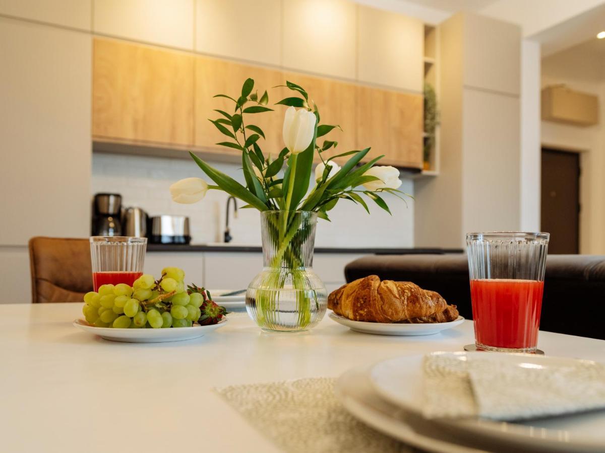Sunny 2Br Flat - Top Location - Amazing Balcony Bükreş Dış mekan fotoğraf