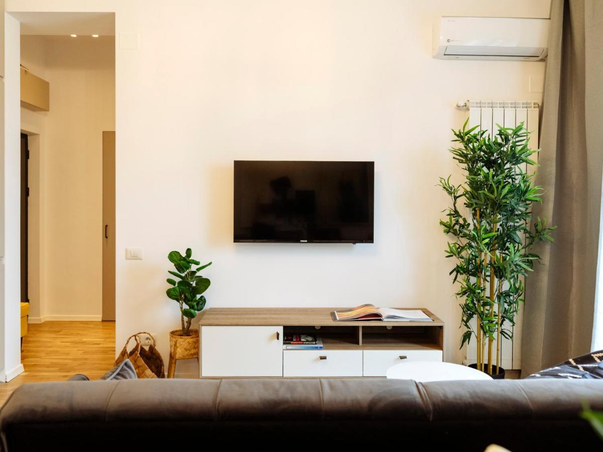 Sunny 2Br Flat - Top Location - Amazing Balcony Bükreş Dış mekan fotoğraf
