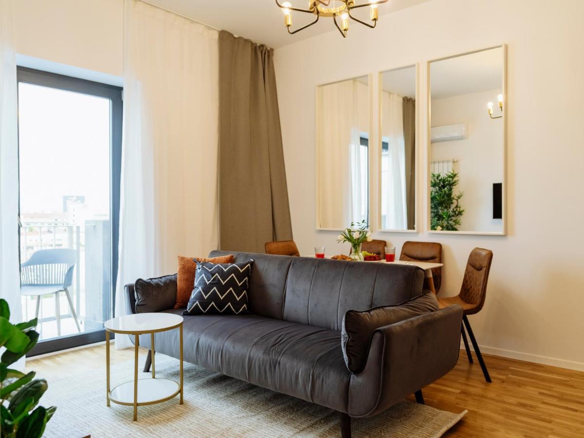 Sunny 2Br Flat - Top Location - Amazing Balcony Bükreş Dış mekan fotoğraf